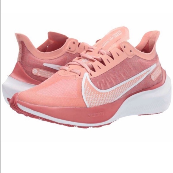 NWT Nike Woman’s Zoom Gravity Shoes